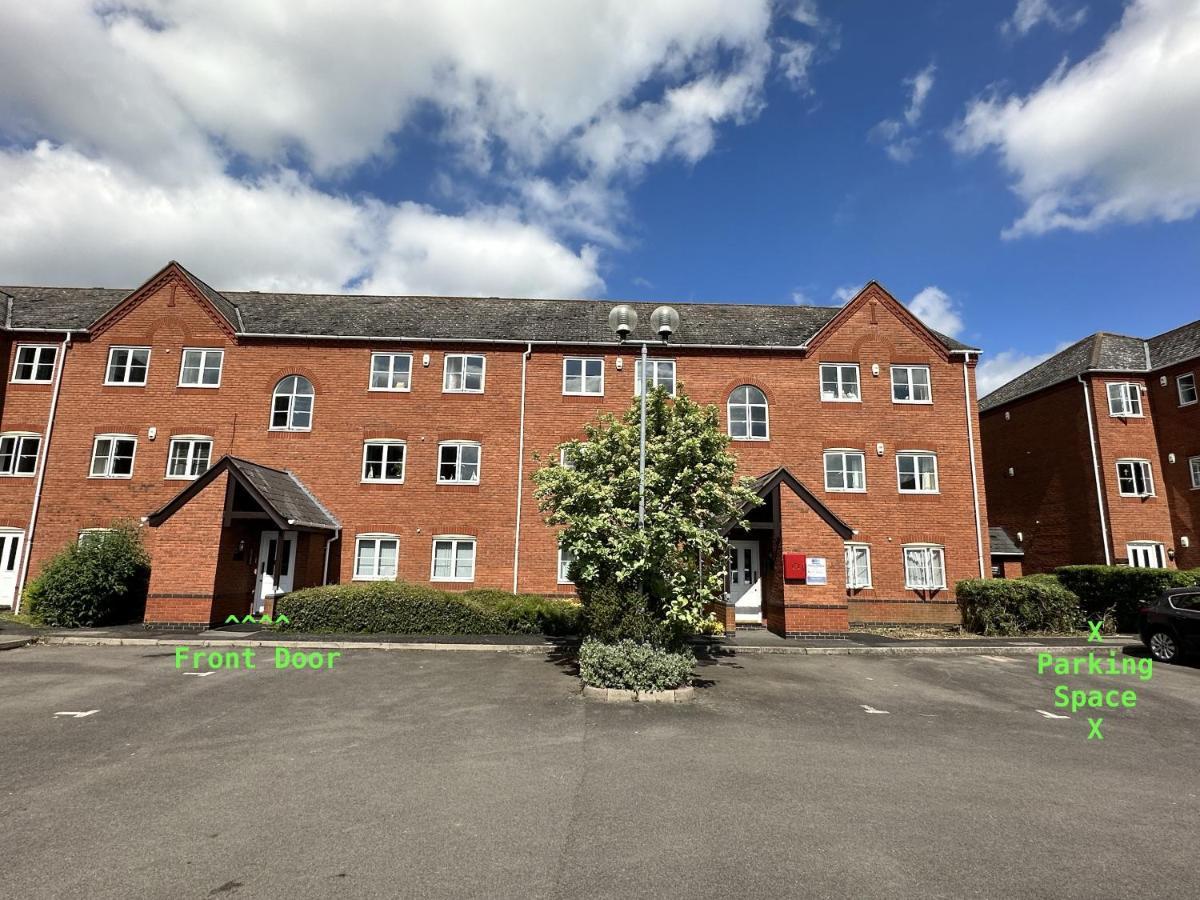 No24 - 2-Bed Boutique Apartment - Hosted By Hutch Lifestyle Leamington Spa Bagian luar foto