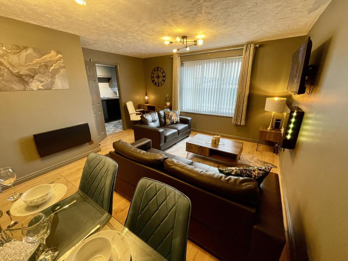 No24 - 2-Bed Boutique Apartment - Hosted By Hutch Lifestyle Leamington Spa Bagian luar foto