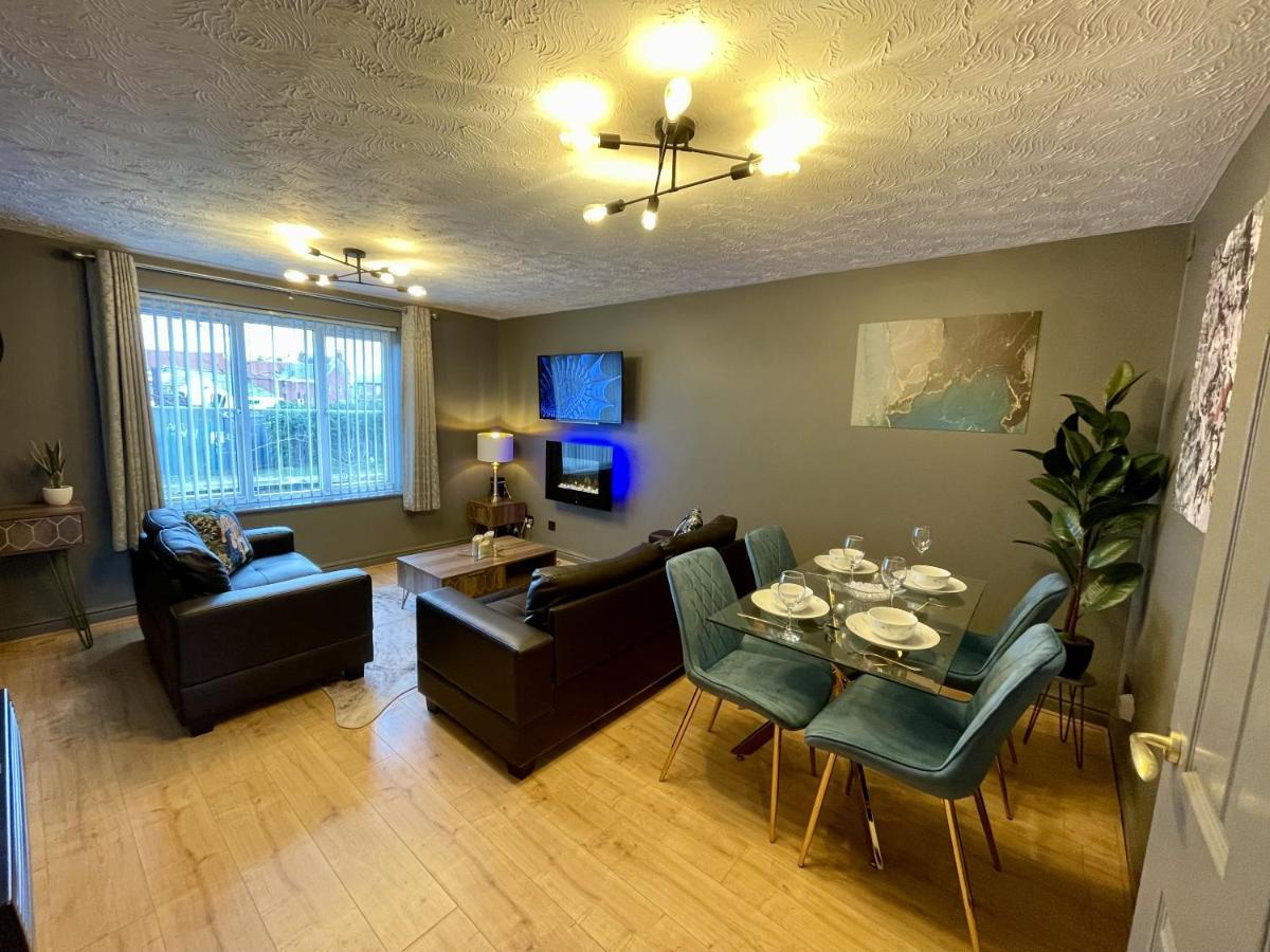 No24 - 2-Bed Boutique Apartment - Hosted By Hutch Lifestyle Leamington Spa Bagian luar foto