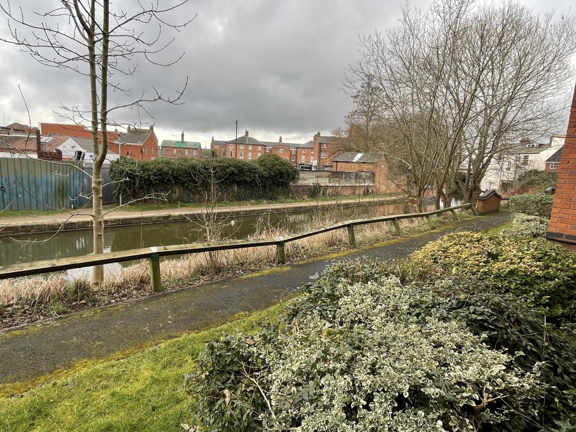 No24 - 2-Bed Boutique Apartment - Hosted By Hutch Lifestyle Leamington Spa Bagian luar foto